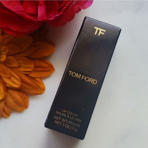 Tom Ford Blazing Kiss Lipstick (ROSEY PLUM) - Picture 14 of 17